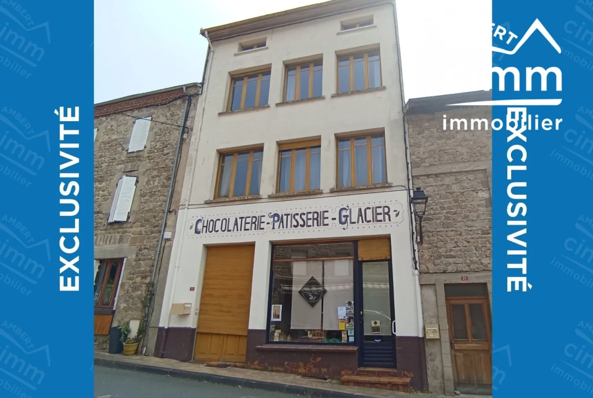 Maison avec commerce et atelier à Vertolaye - Spacieuse et modulable 