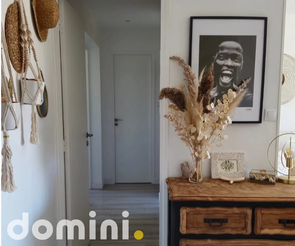Belle appartement de 77 m² avec balcon à Lunel, proche centre-ville, idéal pour investissement ou résidence principale 