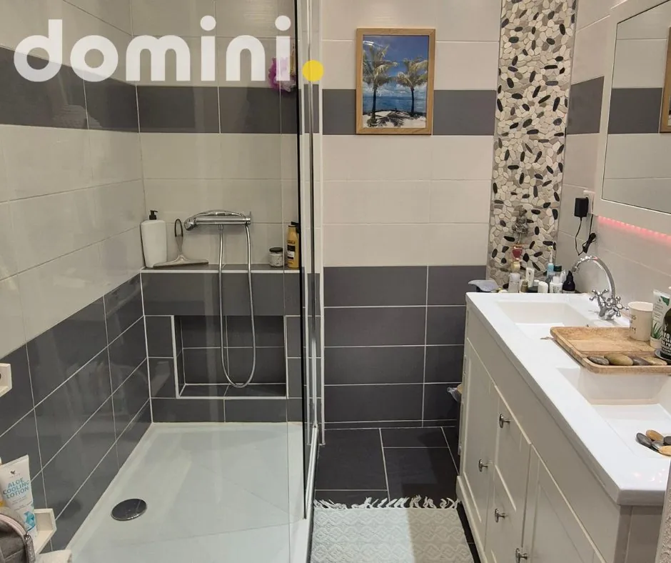 Belle appartement de 77 m² avec balcon à Lunel, proche centre-ville, idéal pour investissement ou résidence principale 