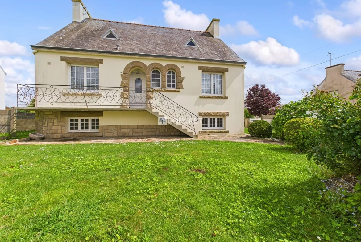 Maison 4 pièces lumineuse avec jardin à Plonéour-Lanvern 