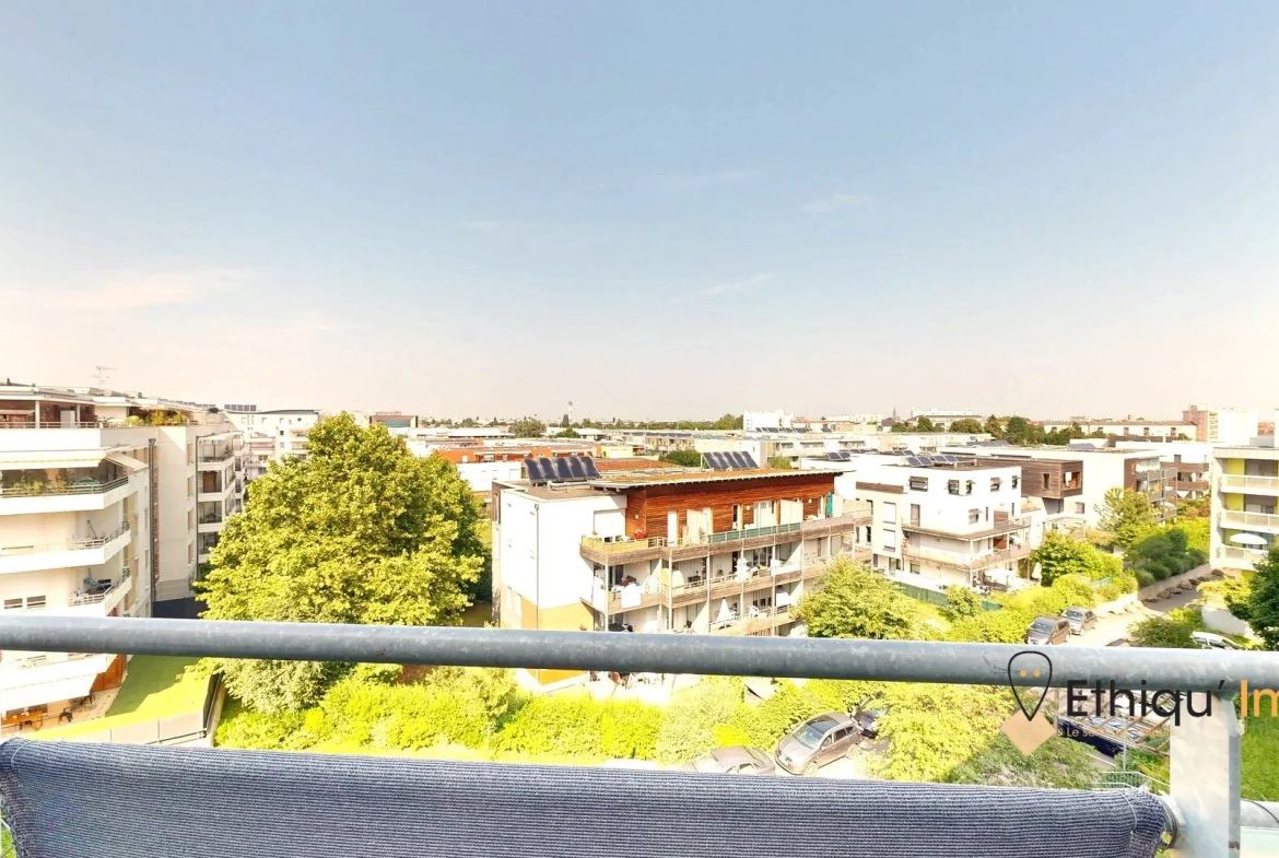 A vendre appartement 2 pièces Strasbourg proche tram et commodités 
