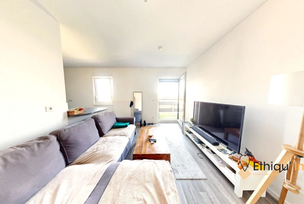 A vendre appartement 2 pièces Strasbourg proche tram et commodités 