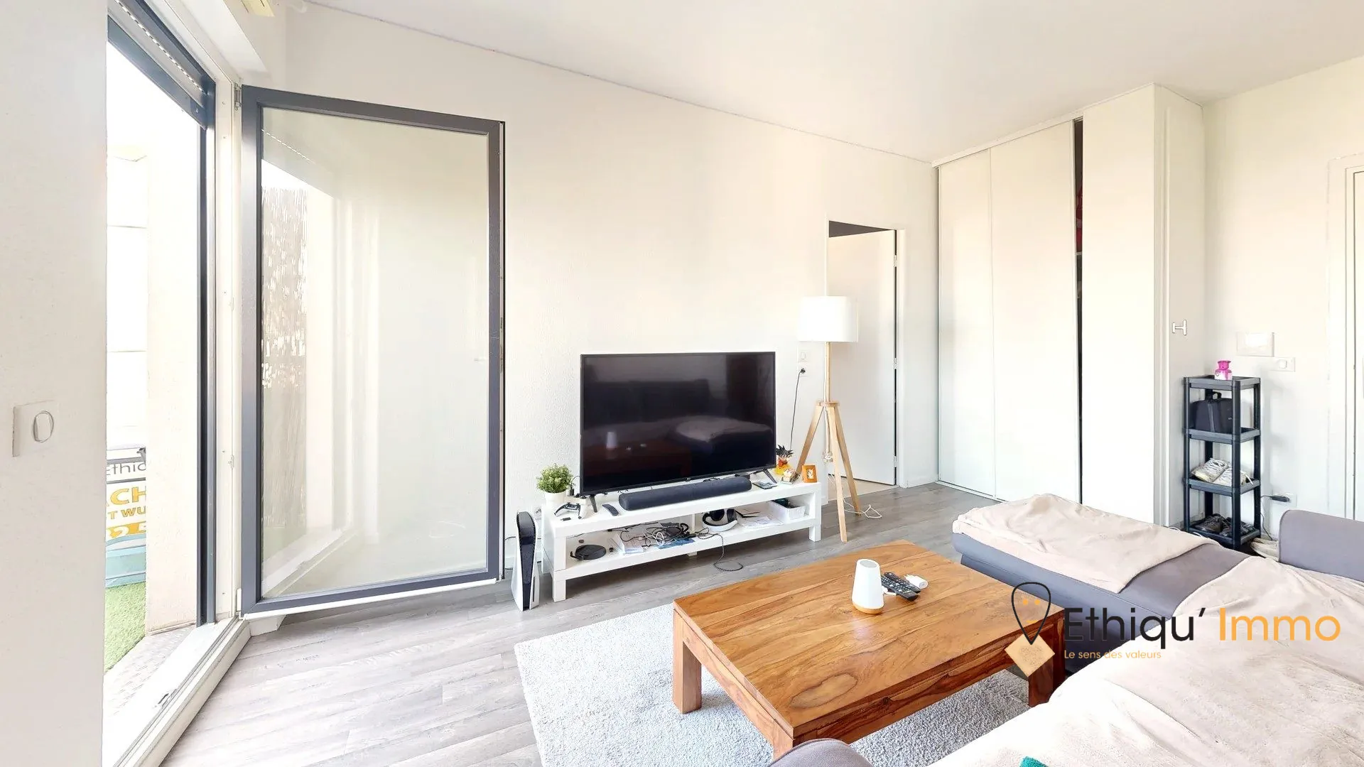 A vendre appartement 2 pièces Strasbourg proche tram et commodités 