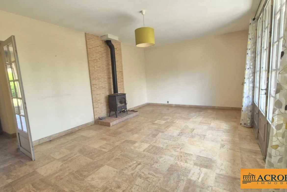 Maison familiale de 184 m² avec vue sur étang à Coullons 