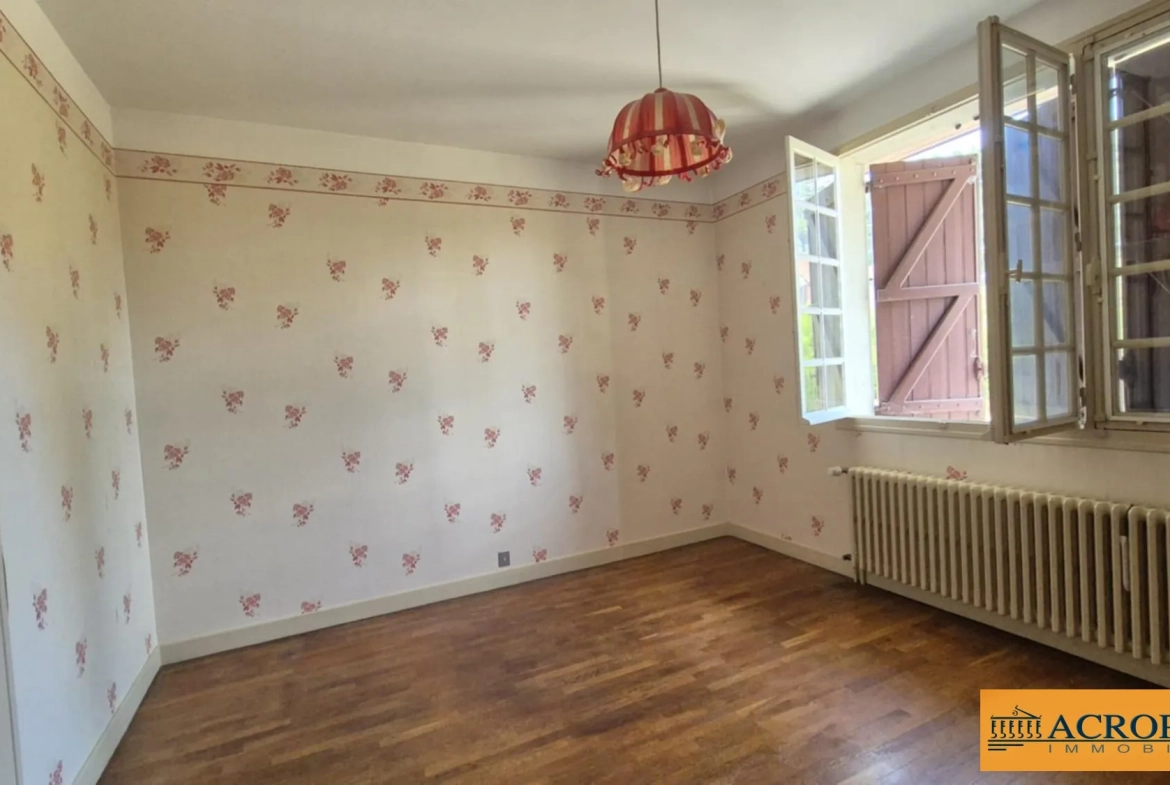 Maison familiale de 184 m² avec vue sur étang à Coullons 