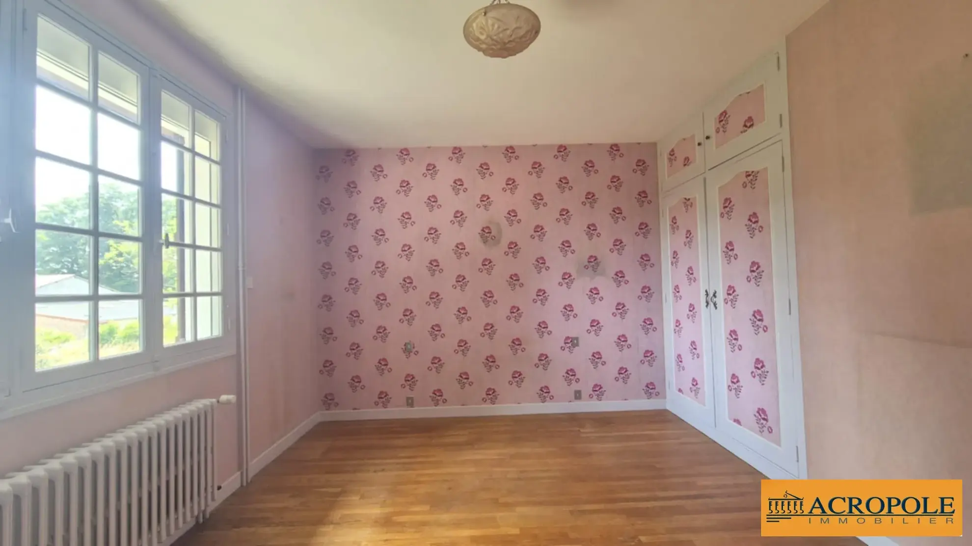 Maison familiale de 184 m² avec vue sur étang à Coullons 