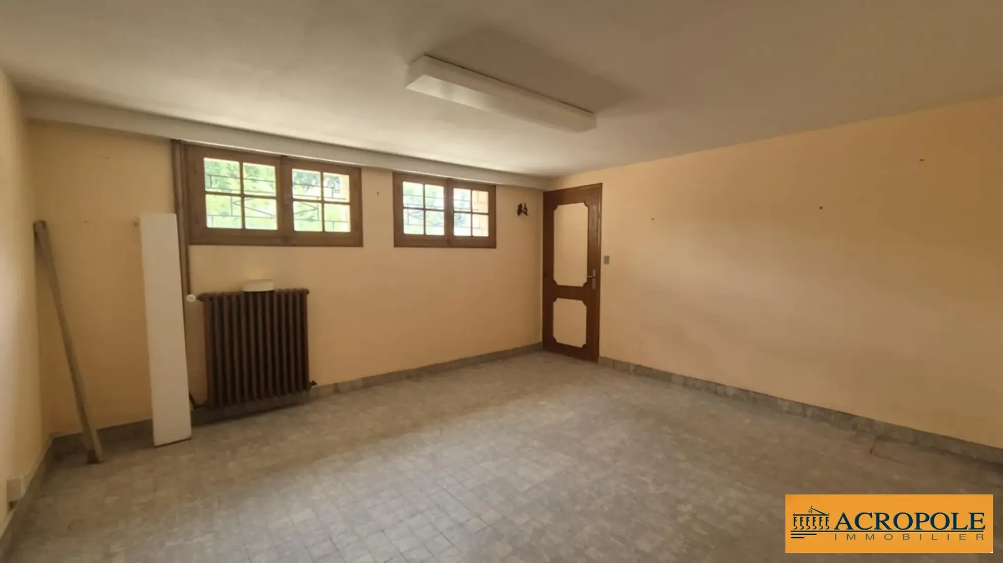 Maison familiale de 184 m² avec vue sur étang à Coullons 