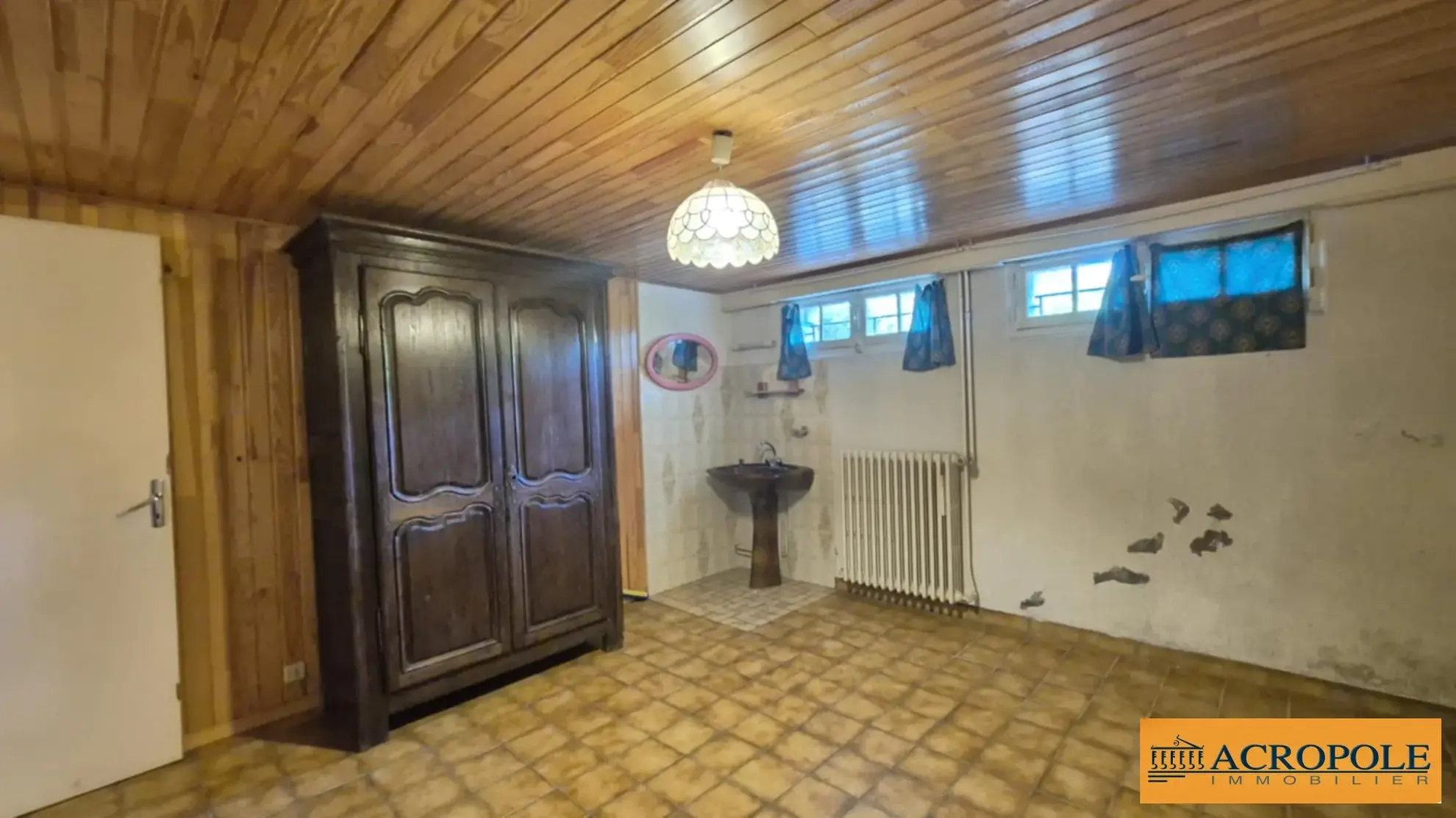 Maison familiale de 184 m² avec vue sur étang à Coullons 