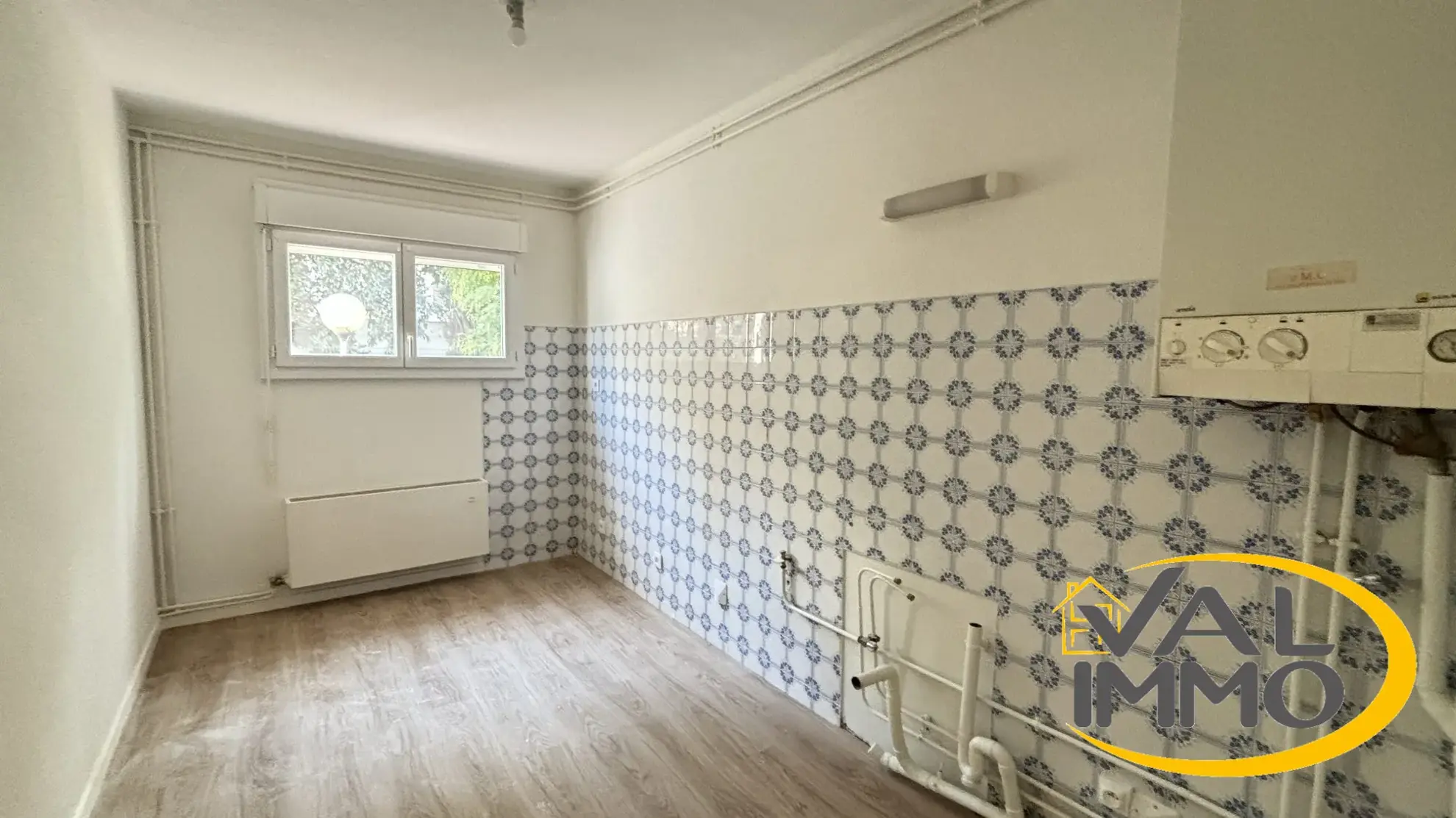 Appartement 2 pièces à Toulouse, Quartier Barrière de Paris avec parking et cave 