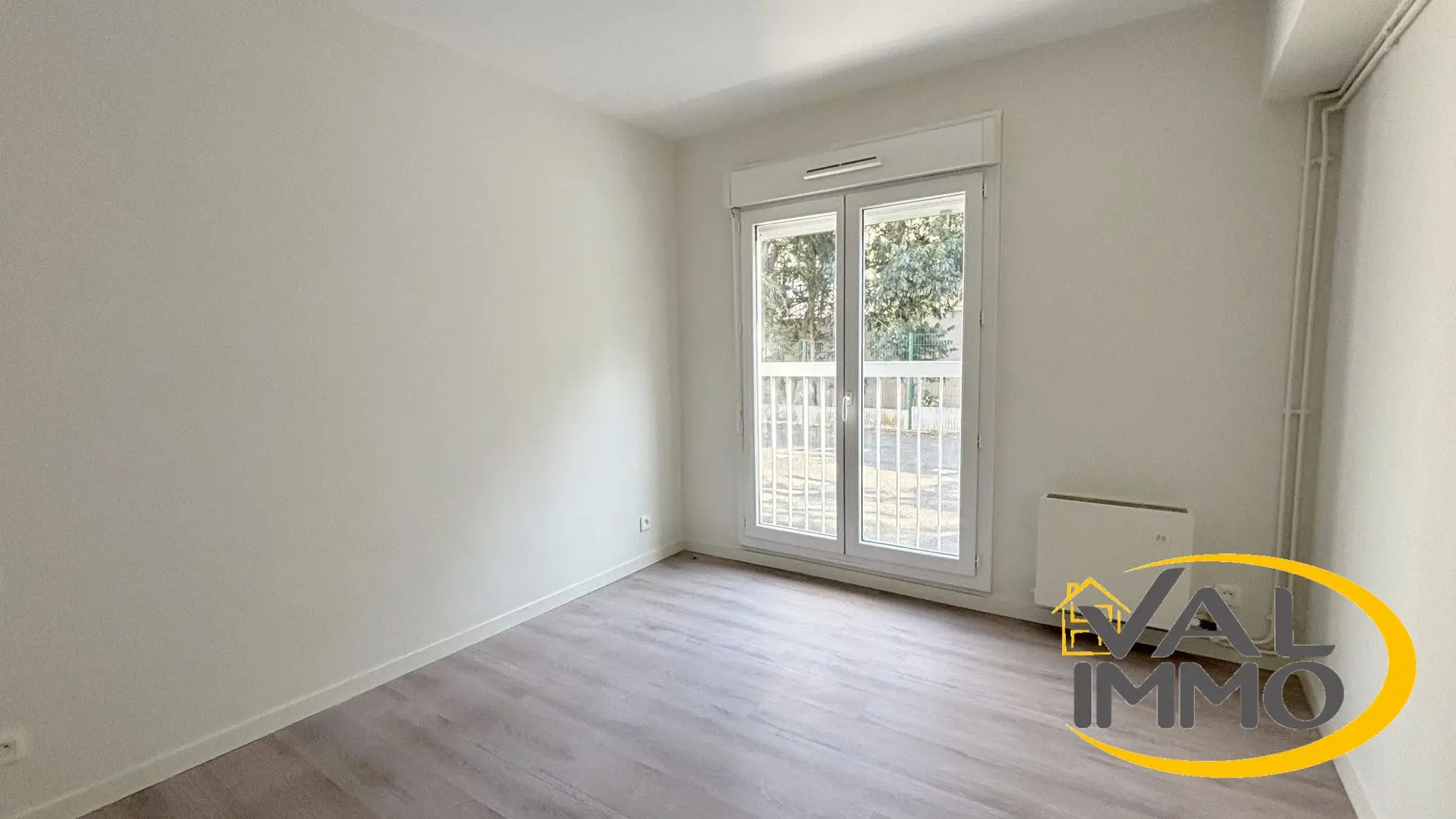 Appartement 2 pièces à Toulouse, Quartier Barrière de Paris avec parking et cave 