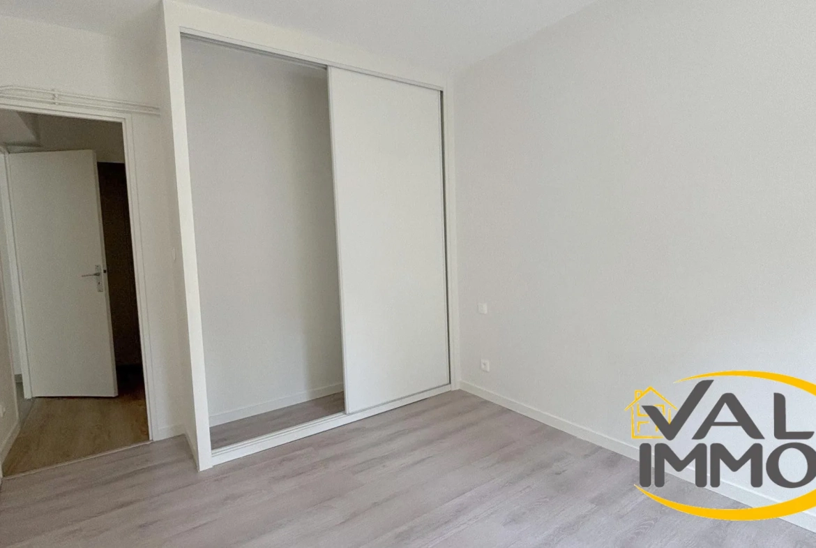 Appartement 2 pièces à Toulouse, Quartier Barrière de Paris avec parking et cave 