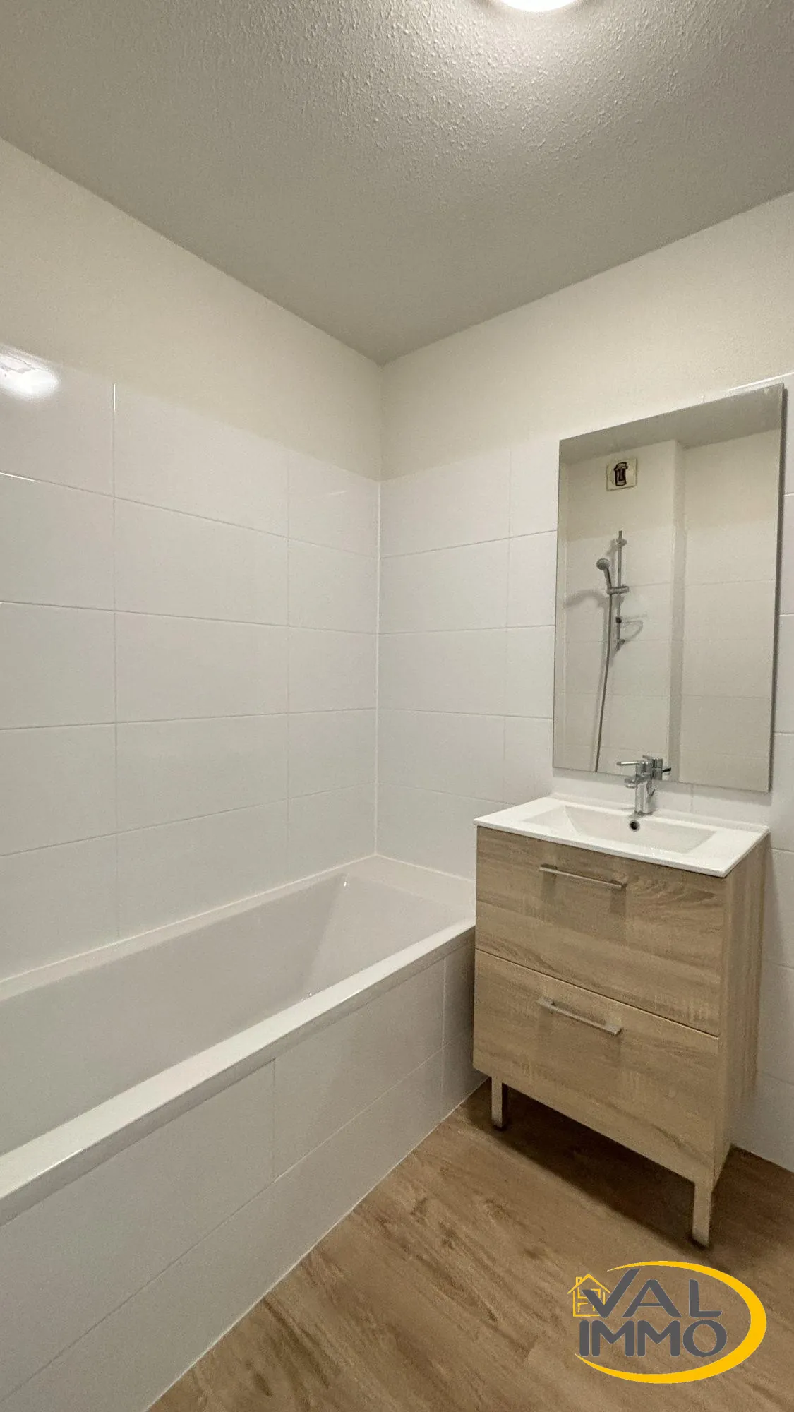 Appartement 2 pièces à Toulouse, Quartier Barrière de Paris avec parking et cave 