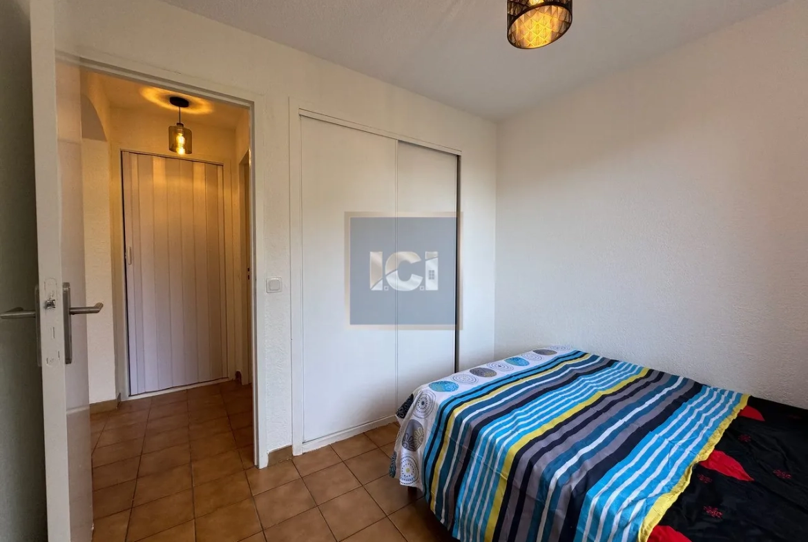 Appartement lumineux de 24,89 m² avec terrasse et parking à Sainte-Maxime 