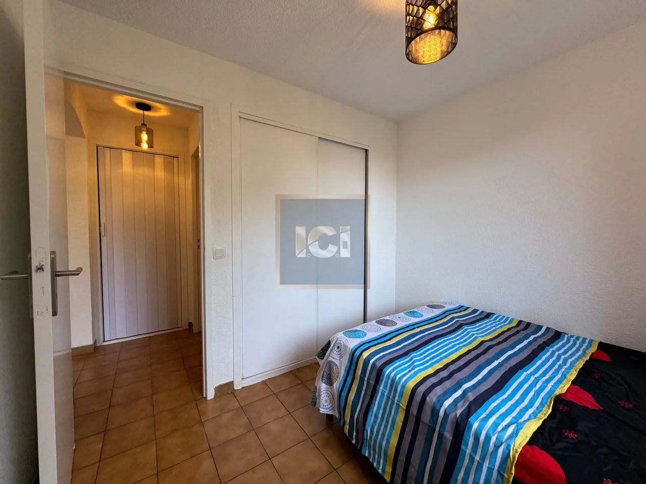 Appartement lumineux de 24,89 m² avec terrasse et parking à Sainte-Maxime 