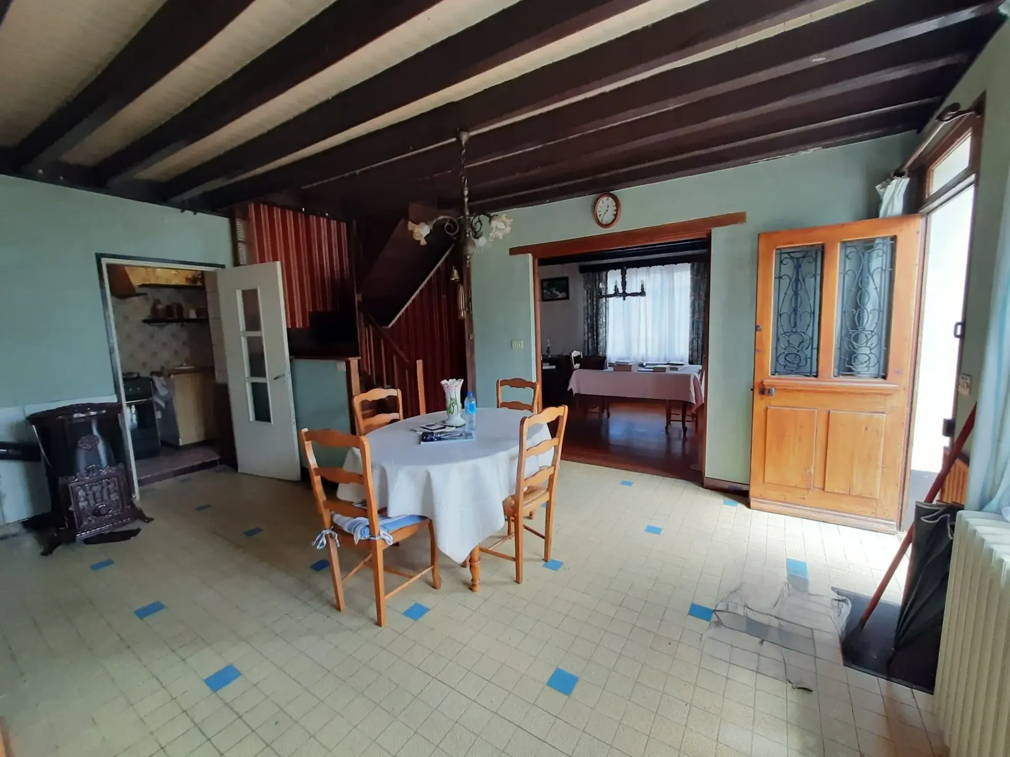 Longère à rénover en Normandie à 3 km des plages avec garage et cave - Terrain de 583 m² 