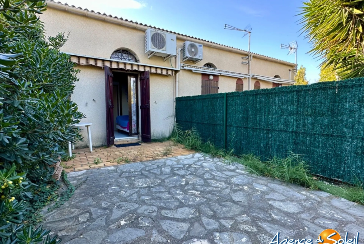 Pavillon T2 avec mezzanine à Capellans Saint-Cyprien - Terrasse et parking privé 