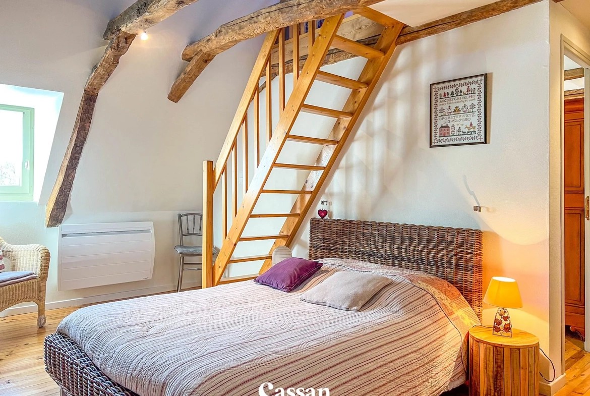 Belle maison de campagne rénovée avec jardin à Thiezac - Charme et authenticité 