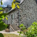 Belle maison de campagne rénovée avec jardin à Thiezac - Charme et authenticité