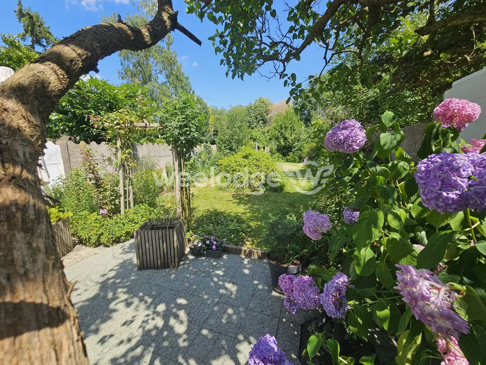 Maison individuelle à Onnaing avec grand potentiel et jardin clos 