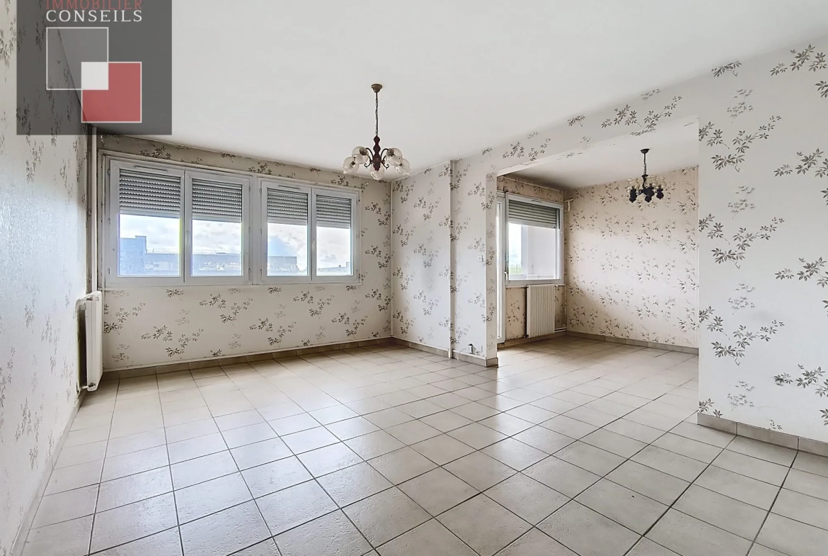 Appartement T4 avec Studio, Garage à Mâcon – Vue sur la Saône 