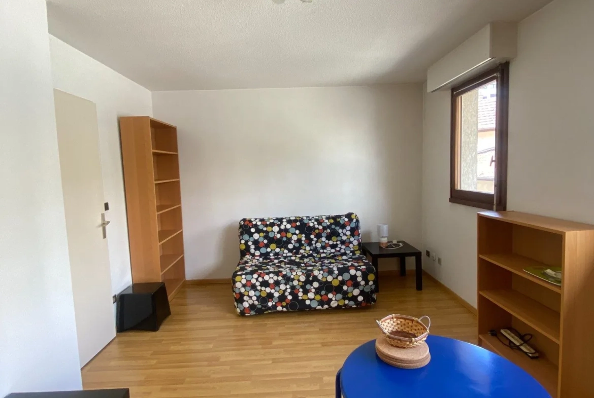 Studio meublé à vendre à Grenoble Estacade – Idéal investisseur ou étudiant 