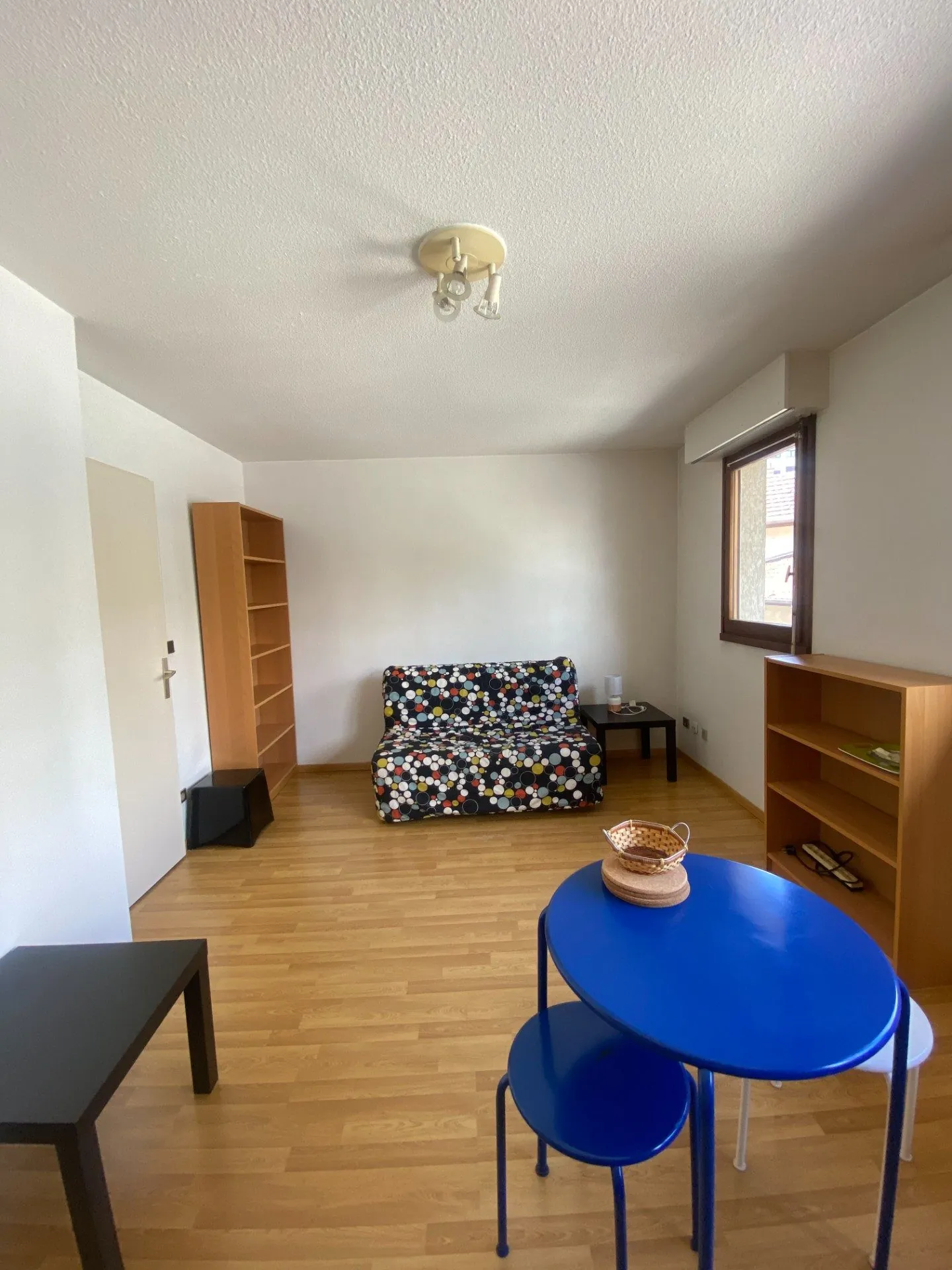 Studio meublé à vendre à Grenoble Estacade – Idéal investisseur ou étudiant 