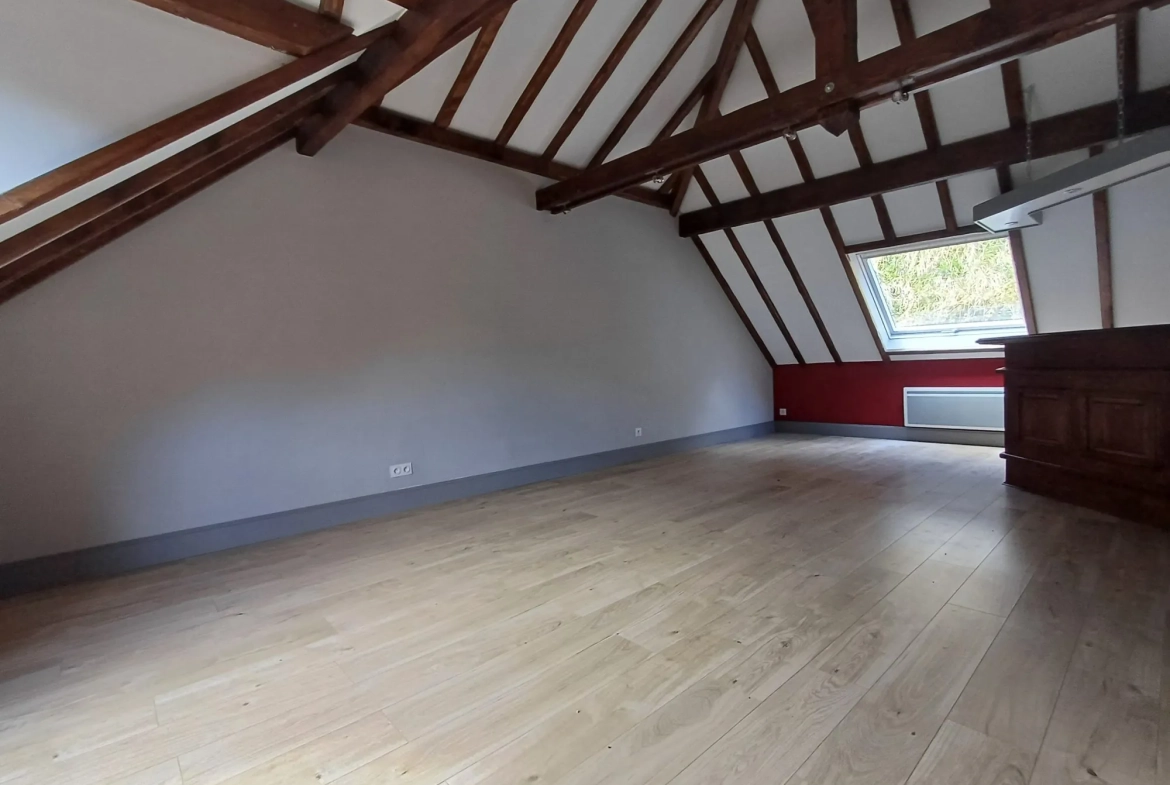 Appartement T3 rénové avec balcon et vue montagne à Cazarilh-Laspènes 