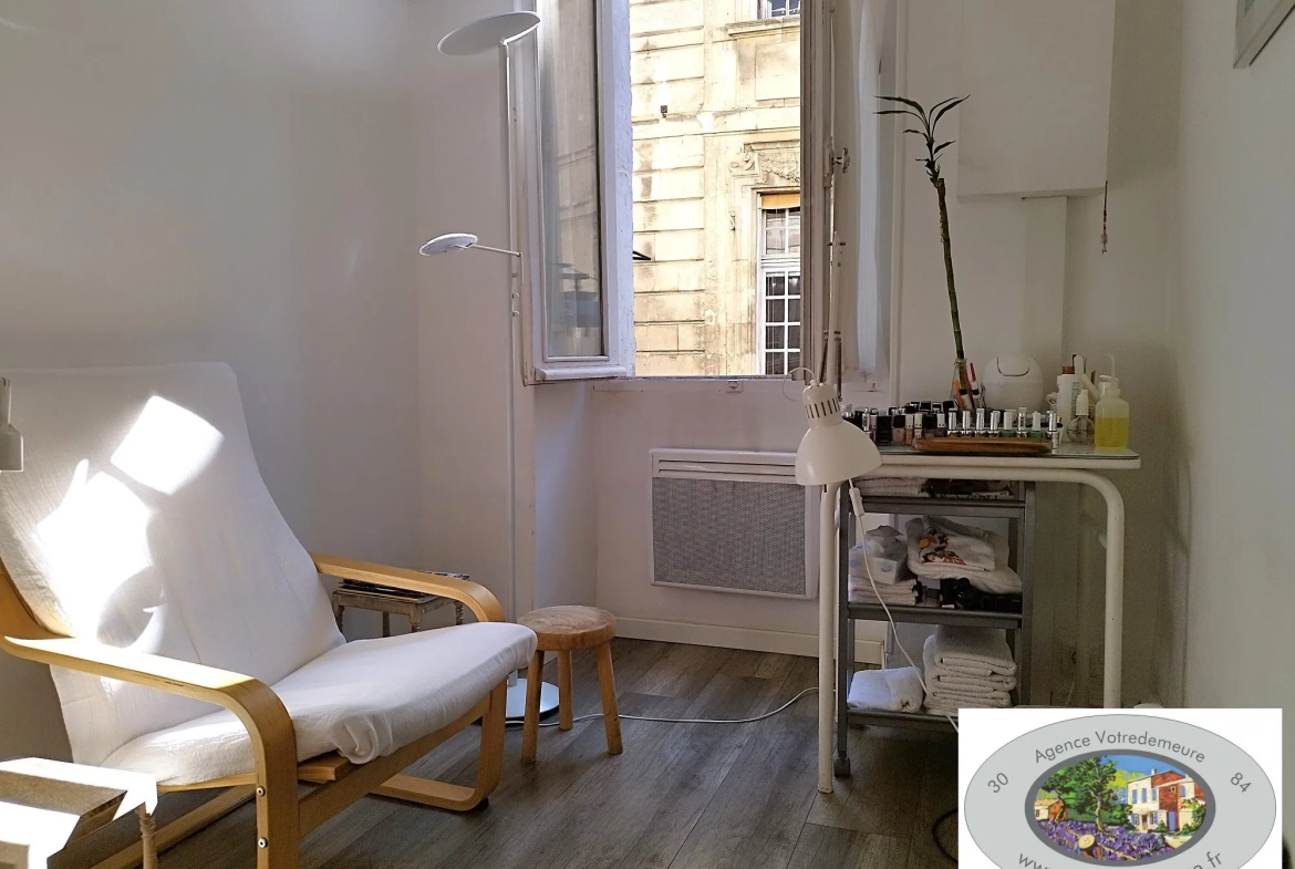 Studio de 28 m² à Avignon proche du centre, habitation ou local professionnel 