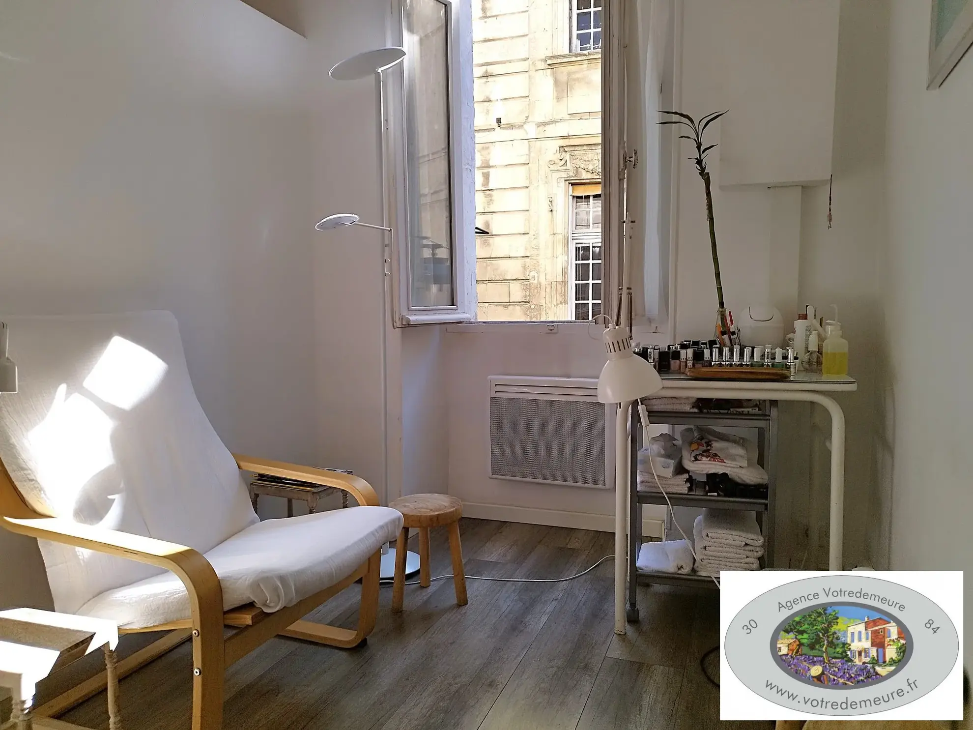 Studio de 28 m² à Avignon proche du centre, habitation ou local professionnel 