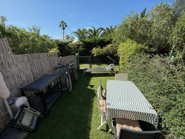 Studio à Argeles-sur-Mer avec terrasse, vue verdure et parking sécurisé