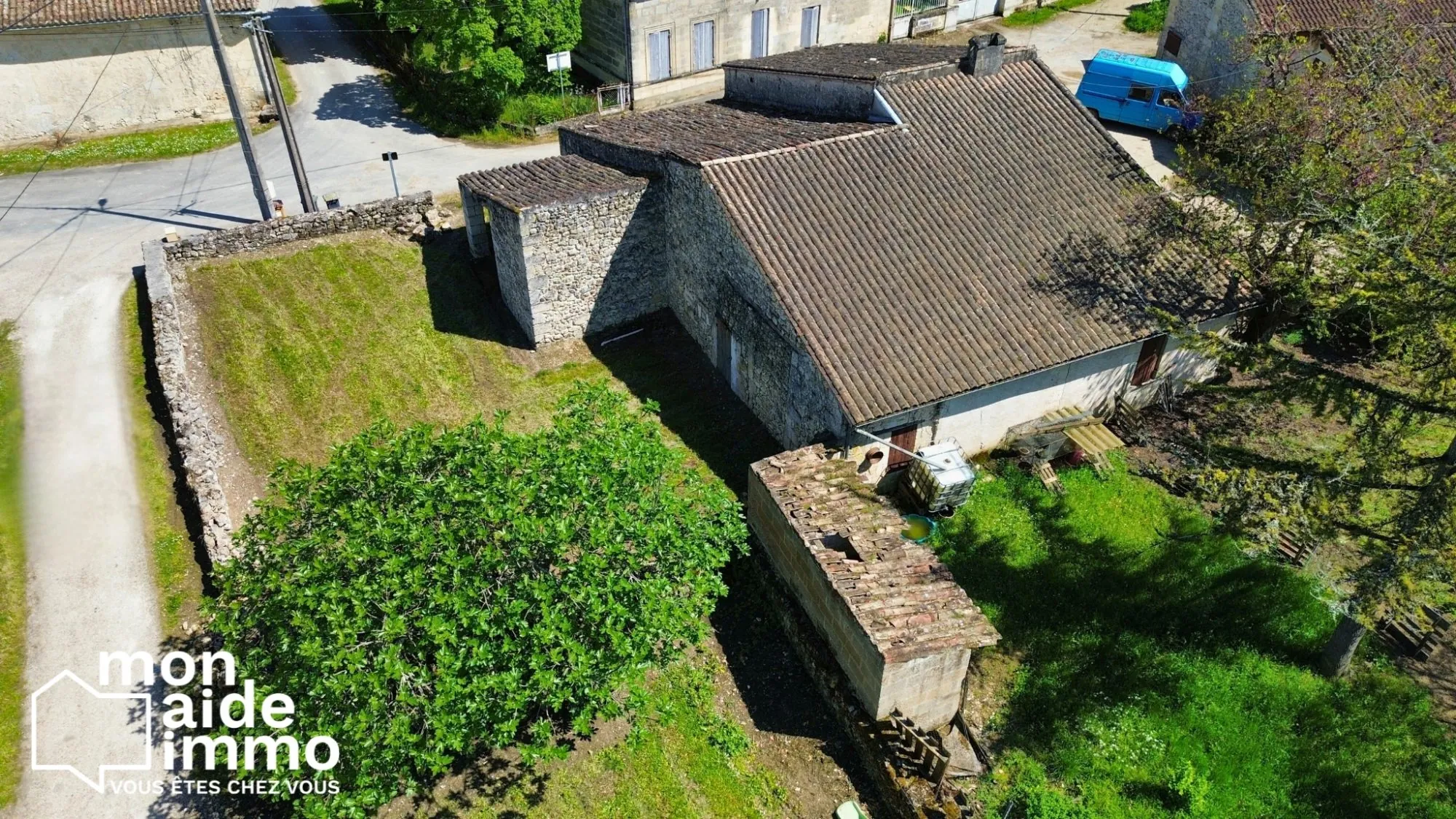 Maison en pierre à rénover à Puisseguin près de Saint-Émilion 