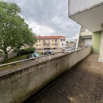 Appartement T3 à vendre à Saint-Genest-Lerpt avec terrasse et garage