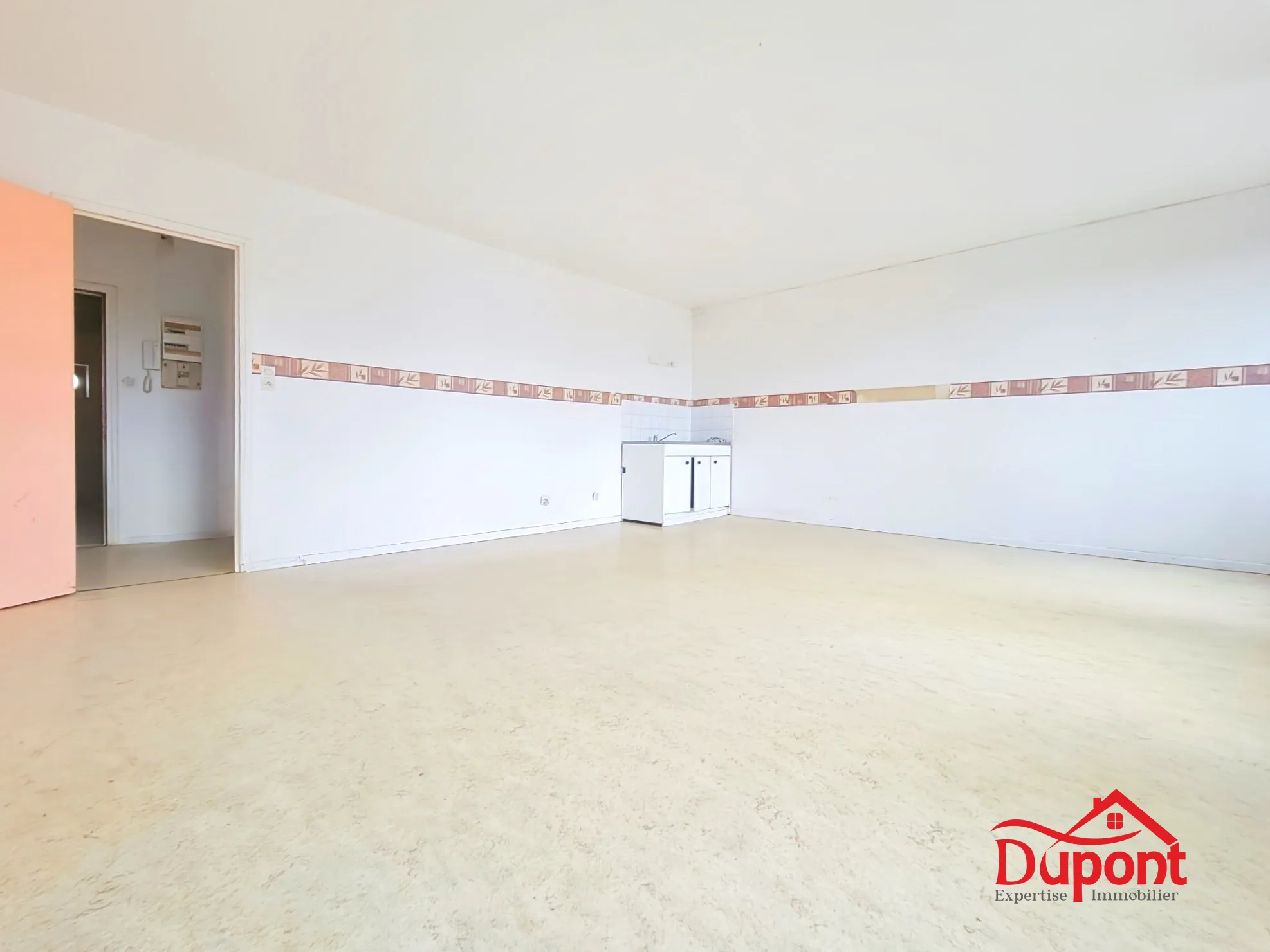 Immeuble de charme à vendre à Beauvois-en-Cambrésis avec 3 logements 