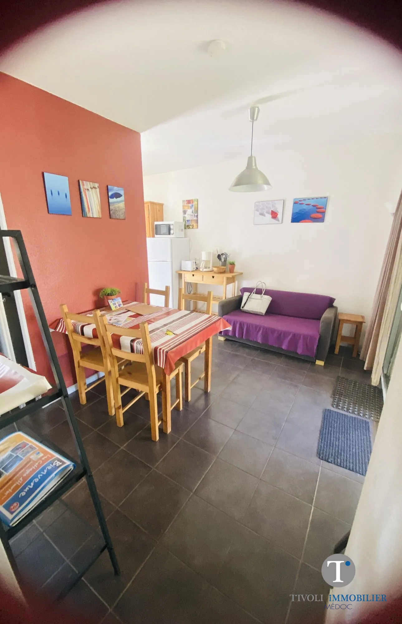 Maison meublée de 31 m² à Hourtin avec terrasse et jardin 