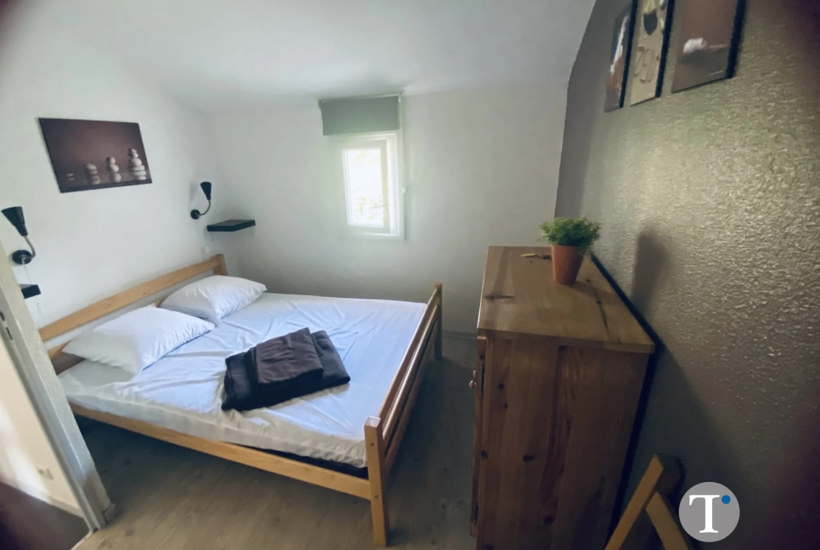Maison meublée de 31 m² à Hourtin avec terrasse et jardin 