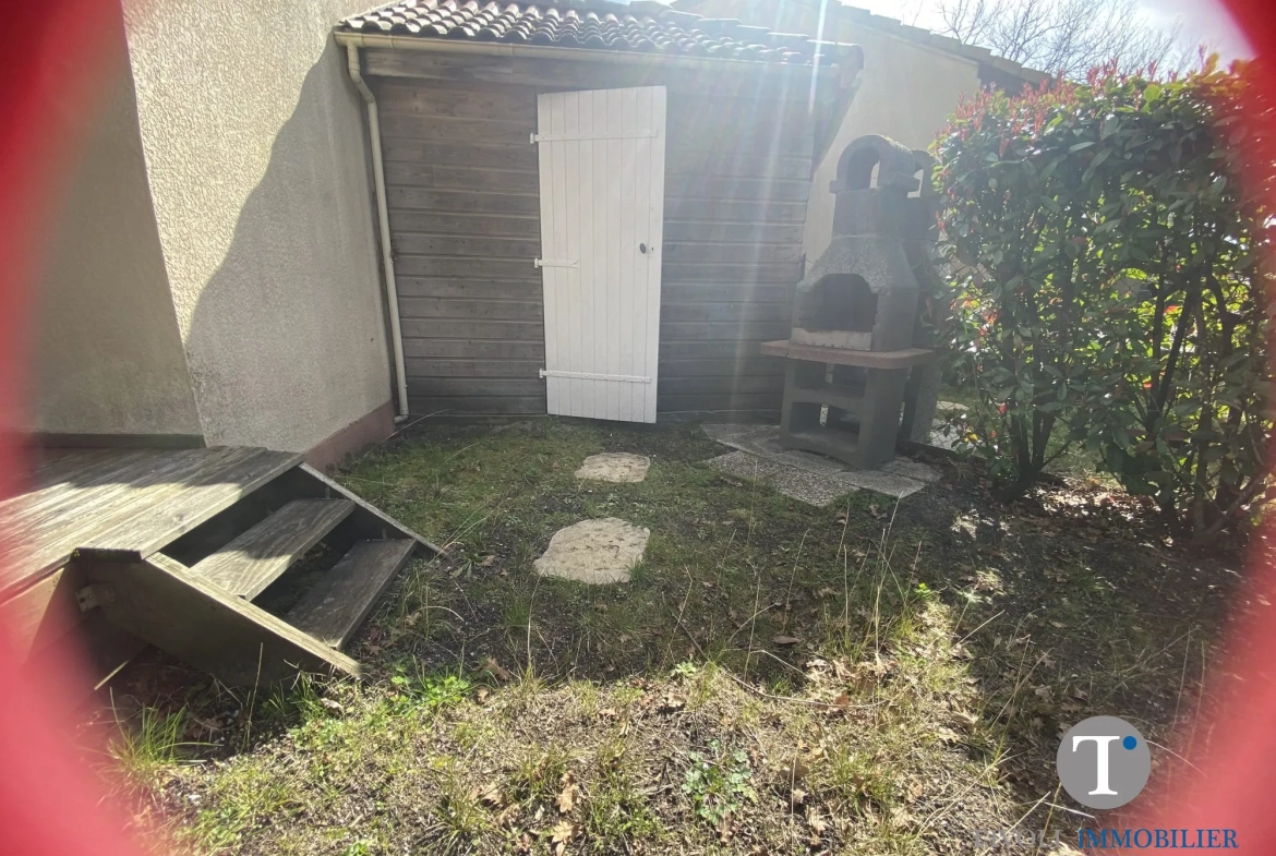 Maison meublée de 31 m² à Hourtin avec terrasse et jardin 