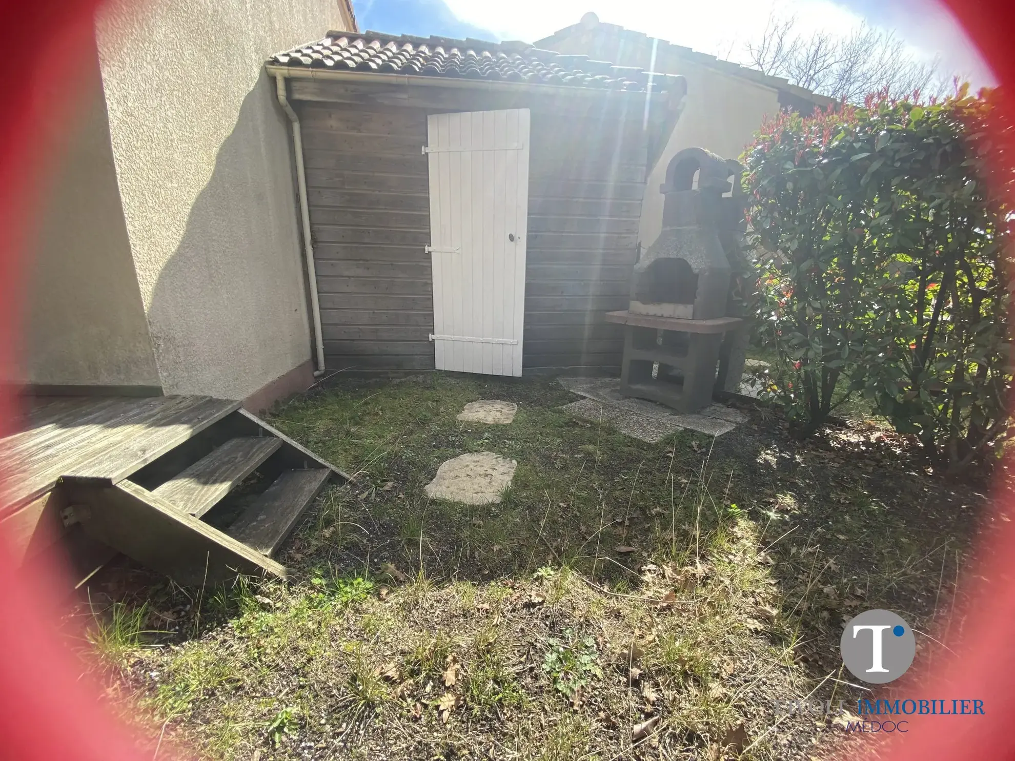 Maison meublée de 31 m² à Hourtin avec terrasse et jardin 