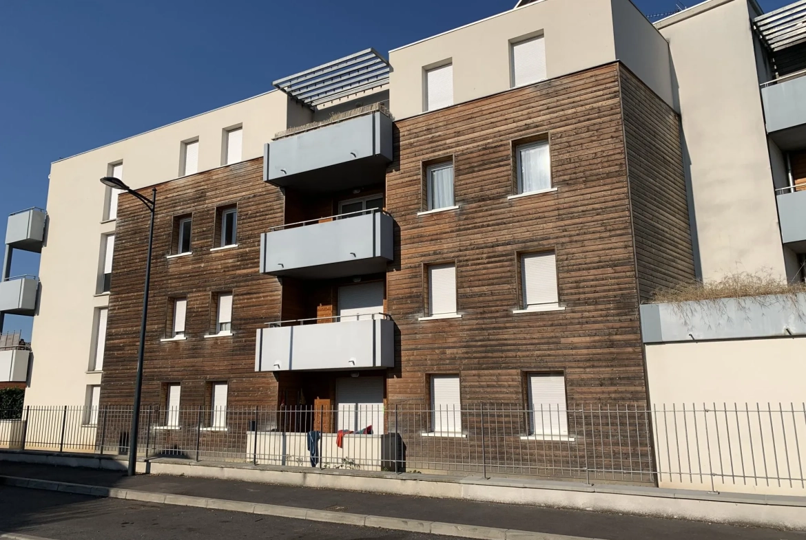 Appartement T2 à Toulouse Croix Bénite avec balcon, parking et ascenseur 