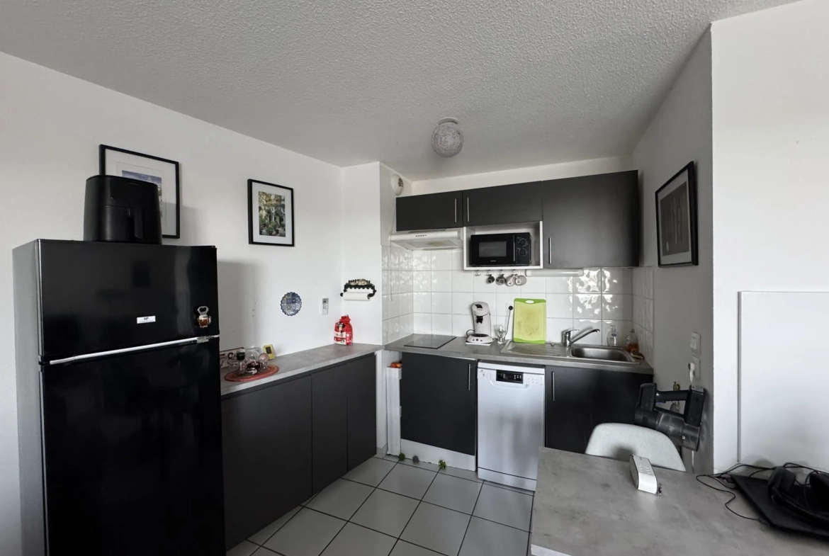 Appartement T2 à Toulouse Croix Bénite avec balcon, parking et ascenseur 