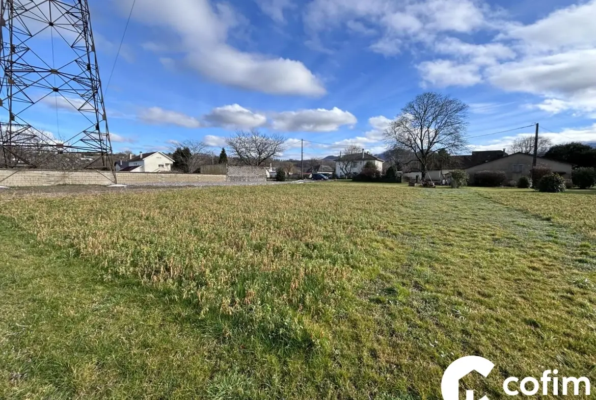 Terrains à vendre à Bagnères-de-Bigorre – 1443 m², idéal pour construction 