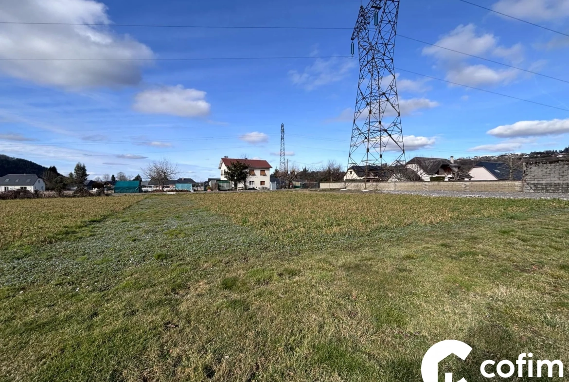 Terrains à vendre à Bagnères-de-Bigorre – 1443 m², idéal pour construction 