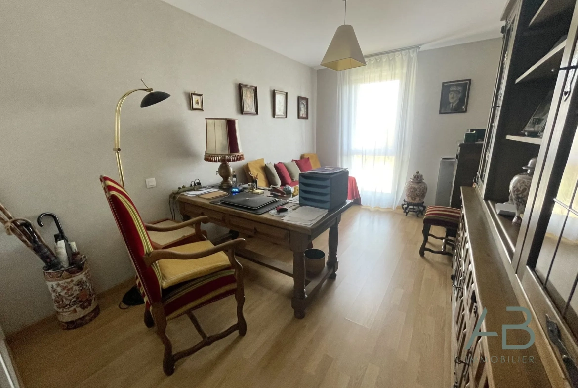 Investissement dans un T3 senior à Wasquehal avec terrasse et parking 