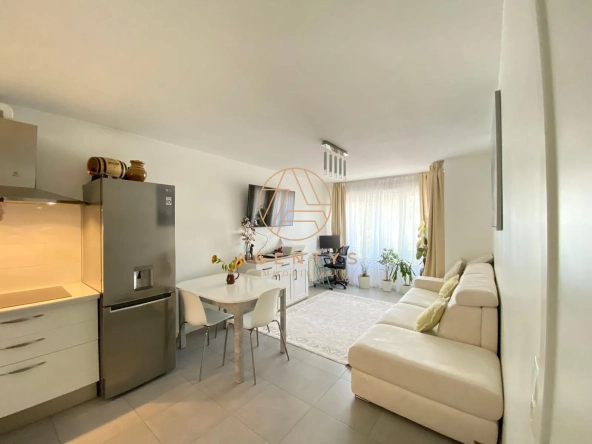 Appartement T2 avec parking sécurisé à Champigny-sur-Marne