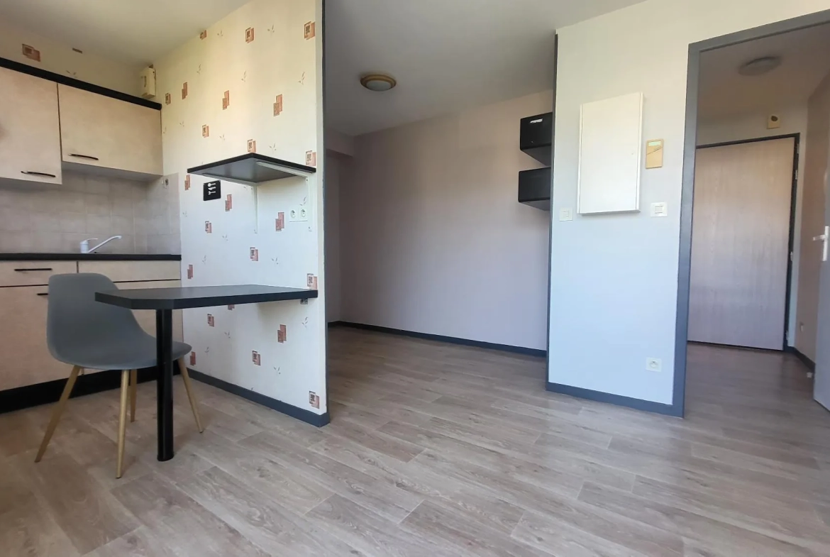 Studio à vendre à Beaumont 24 m² avec balcon ouest et parking 
