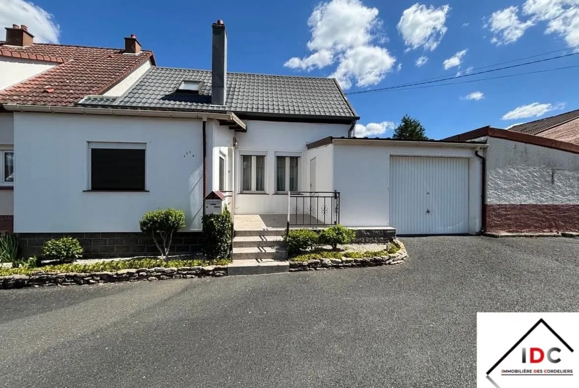 Charmante maison de village à Sarrebourg avec véranda et garage 