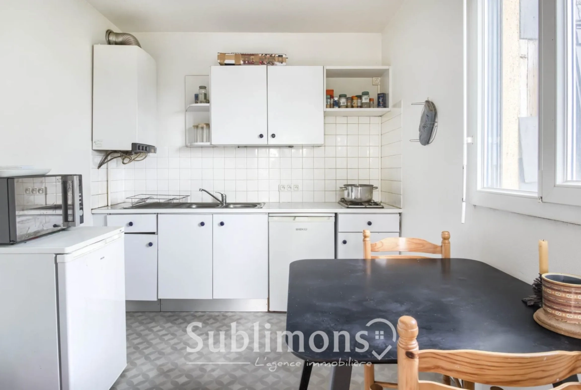 Studio meublé à Vannes dans le quartier du Pargo avec parking 