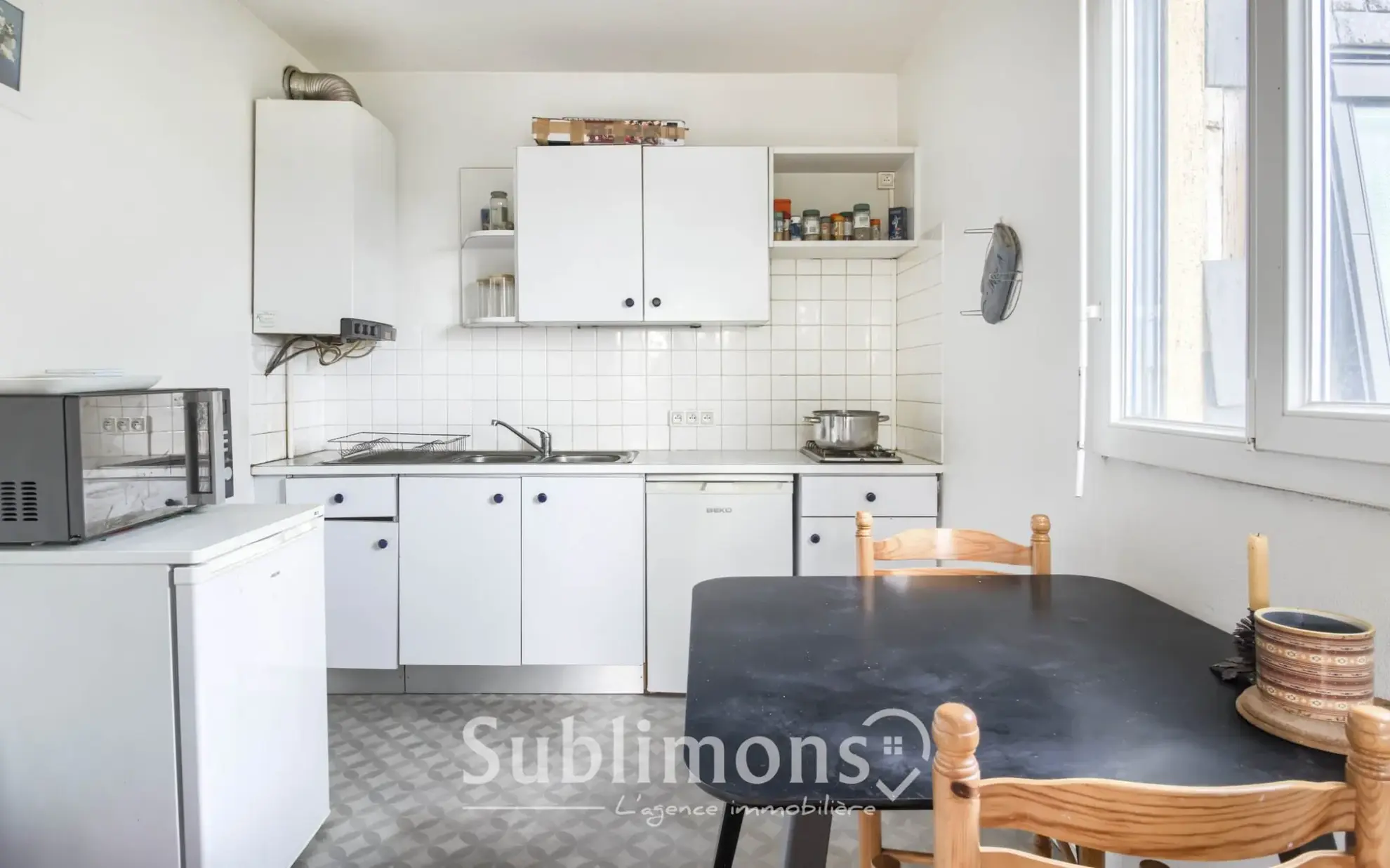 Studio meublé à Vannes dans le quartier du Pargo avec parking 