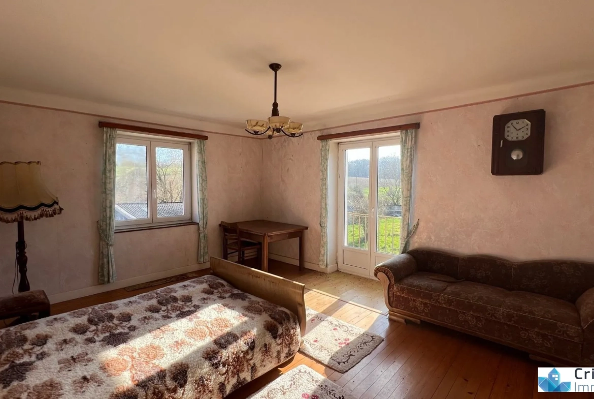 Maison spacieuse en pierre avec grand terrain à Grindorff-Bizing 