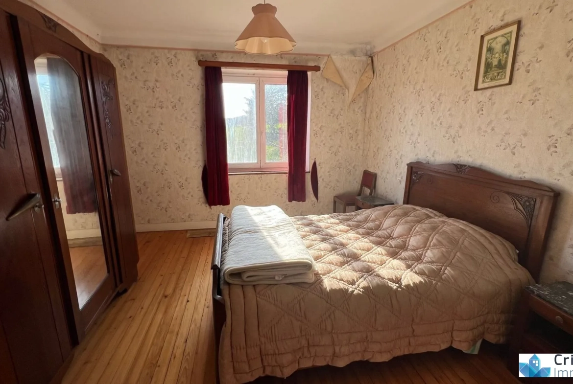 Maison spacieuse en pierre avec grand terrain à Grindorff-Bizing 