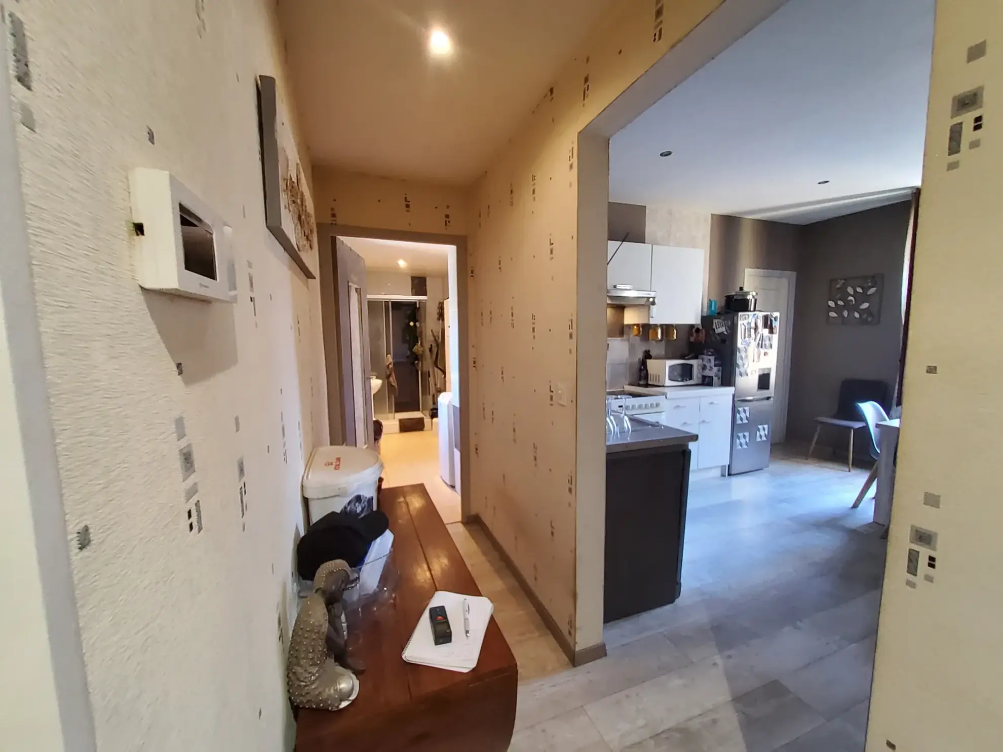 Immeuble à Revin 08 avec fort potentiel locatif et transformation possible 